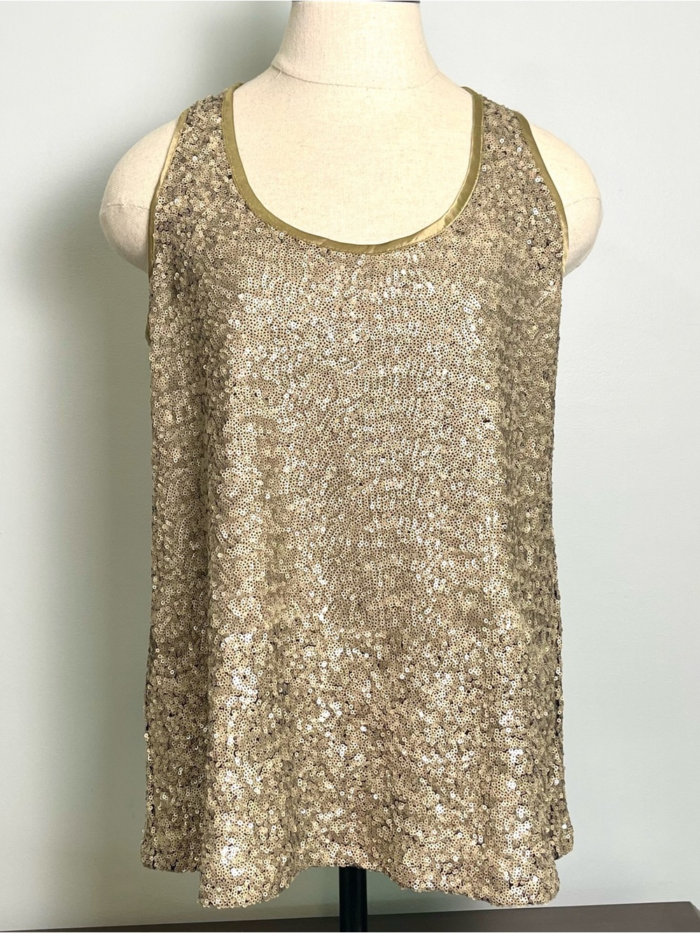 SOULEIADO Women's Black Tank Top w/ Gold Sequins Satin Trim Size Medium
